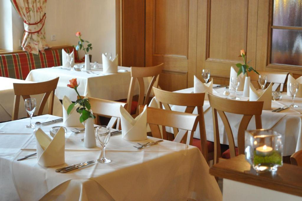 Hotel Gasthof Engel Апенвайер Екстериор снимка